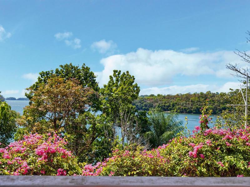 Gone Fishing Panama Resort โบกา ชิกา ภายนอก รูปภาพ